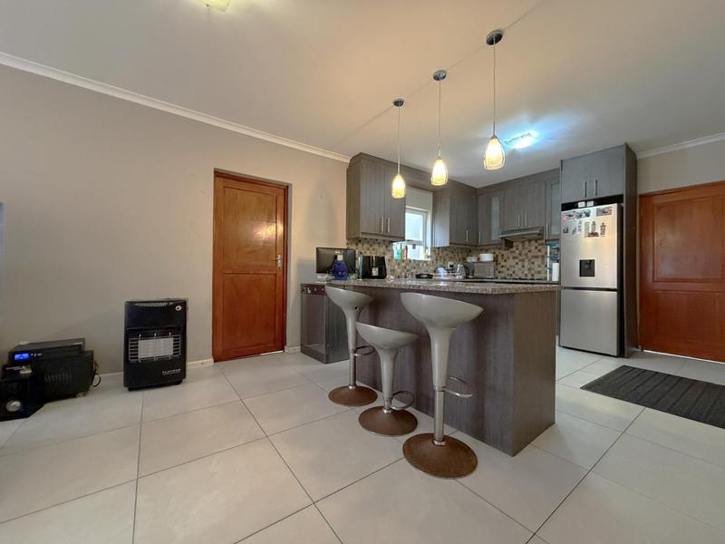 3 Bedroom Property for Sale in Muizenberg Western Cape